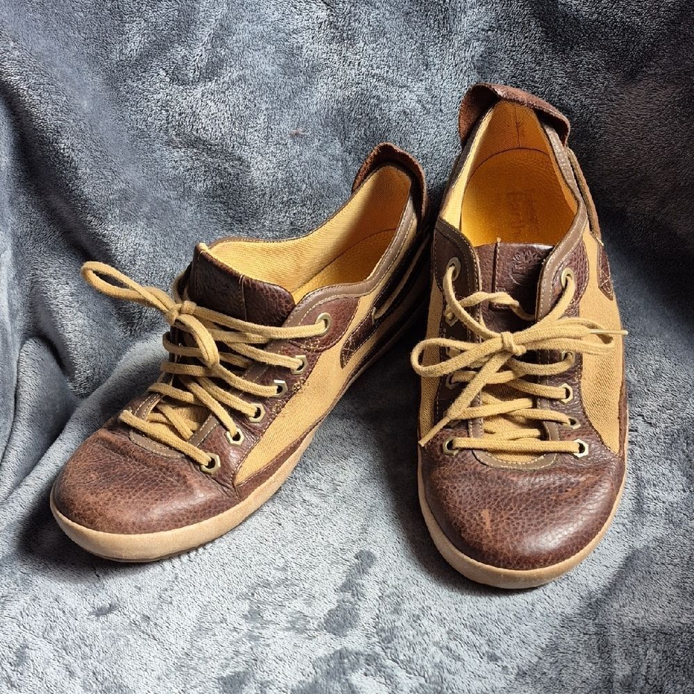 EarthKeepers by Timberland Men's 10 Brown Leather and Mustard Yellow Sneaker